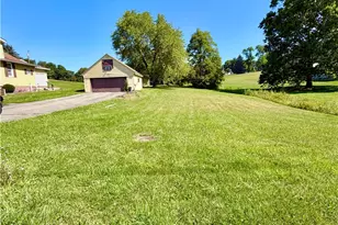 384 New Salem Rd, Menallen Township, PA 15401 - Photo 7