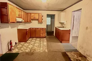 174 Douglas St, Green/Commdre/Prchse, PA 15729 - Photo 5