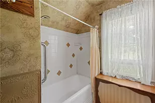 960 S Main St, South Strabane, PA 15301 - Photo 33