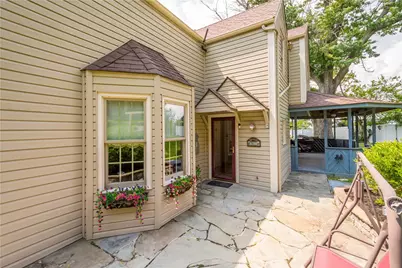 960 S Main St, South Strabane, PA 15301 - Photo 5