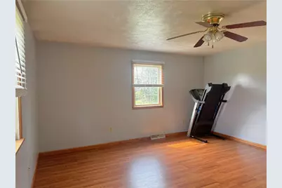 105 Sunset Rd, Lackawannock Township, PA 16148 - Photo 7