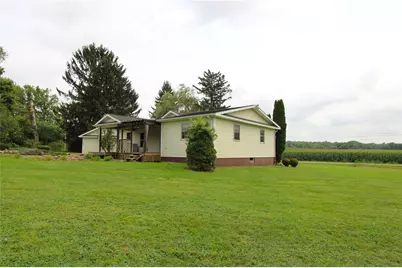 105 Sunset Rd, Lackawannock Township, PA 16148 - Photo 9