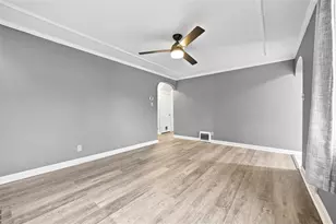 2 Windridge Dr, Pittsburgh, PA 15227 - Photo 9