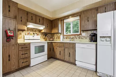 1025 Willowbrook Road, West Newton, PA 15089 - Photo 7