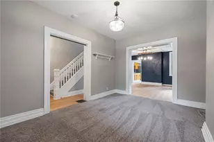 7910 St Lawrence Ave, Pittsburgh, PA 15218 - Photo 9