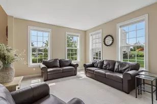 406 Magnolia Ct, Pine Township, PA 15090 - Photo 3