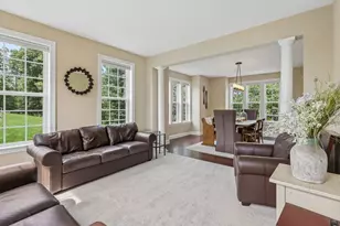 406 Magnolia Ct, Pine Township, PA 15090 - Photo 5