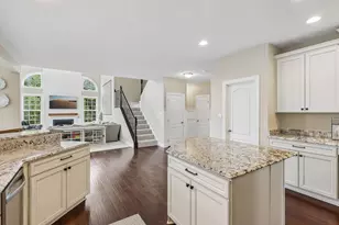 406 Magnolia Ct, Pine Township, PA 15090 - Photo 11