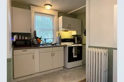 304 N 2nd St, Jeannette, PA 15644 - Photo 23