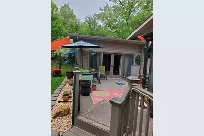 143 Edgewater Dr, Center Township, PA 15061 - Photo 19