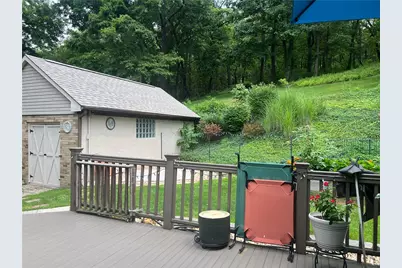 143 Edgewater Dr, Center Township, PA 15061 - Photo 21