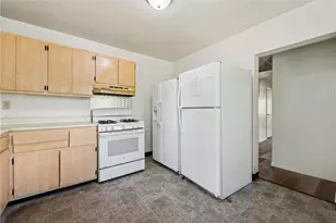 220 Oneida St, Monessen, PA 15062 - Photo 17