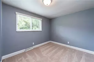 503 Vale Dr, Pittsburgh, PA 15239 - Photo 27