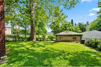 416 Johnston Ave, Pittsburgh, PA 15207 - Photo 17