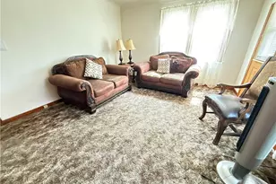 3215 Cypress St, West Mifflin, PA 15122 - Photo 7