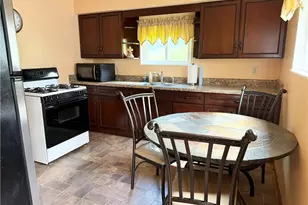 3215 Cypress St, West Mifflin, PA 15122 - Photo 9