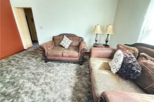 3215 Cypress St, West Mifflin, PA 15122 - Photo 5