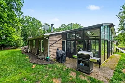 456 E Maitland Ln, New Castle, PA 16105 - Photo 27