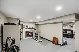 456 E Maitland Ln, New Castle, PA 16105 - Photo 21