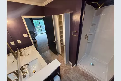 415 Agatha St, Pitcairn, PA 15140 - Photo 17