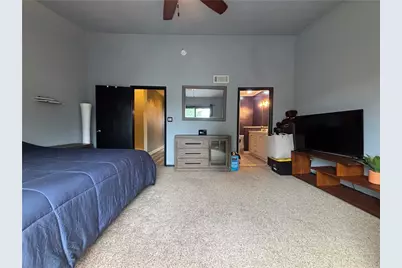415 Agatha St, Pitcairn, PA 15140 - Photo 13