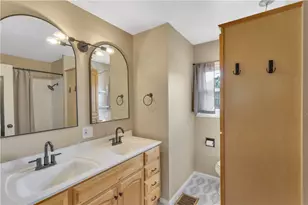 114 Winfield Dr, Grove City Boro, PA 16127 - Photo 11