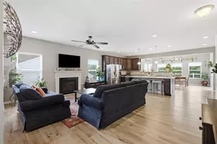 2004 Cortona Dr, Collier Township, PA 15071 - Photo 5