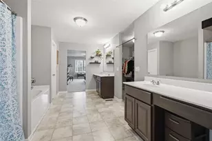 2004 Cortona Dr, Collier Township, PA 15071 - Photo 19