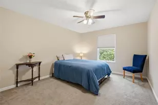 2004 Cortona Dr, Collier Township, PA 15071 - Photo 23