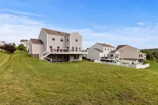 2004 Cortona Dr, Collier Township, PA 15071 - Photo 29
