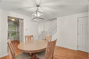 127 Spruce Ct, Ross Twp, PA 15229 - Photo 9