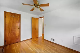 428 Brierly Ln, Pittsburgh, PA 15236 - Photo 19