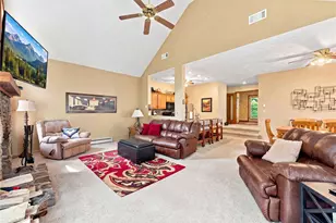 1733 Snowfield Dr, Hidden Valley, PA 15502 - Photo 5