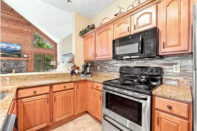 1733 Snowfield Drive, Hidden Valley, PA 15502 - Photo 7