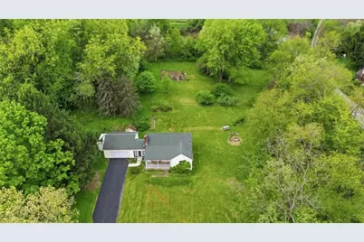 123 Wampum Rd, Big Beaver, PA 16157 - Photo 1