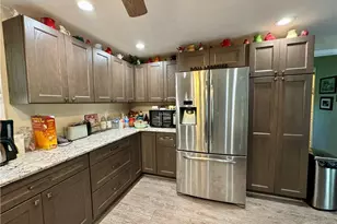 209 Malone Ridge Rd, Canton Township, PA 15301 - Photo 3