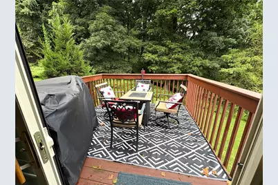 605 Berrington, Bethel Park, PA 15102 - Photo 13
