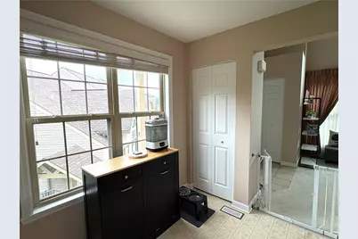 605 Berrington, Bethel Park, PA 15102 - Photo 7