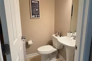605 Berrington, Bethel Park, PA 15102 - Photo 7