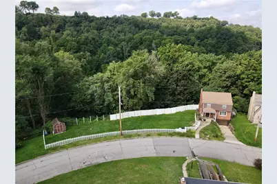 5105 White Oak Drive, Pittsburgh, PA 15147 - Photo 9
