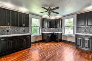 210 Seville Ave, Ross Twp, PA 15214 - Photo 7
