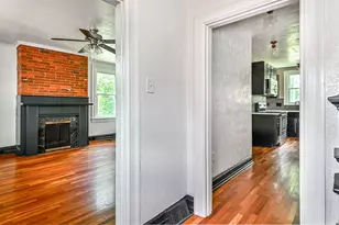 210 Seville Ave, Ross Twp, PA 15214 - Photo 3