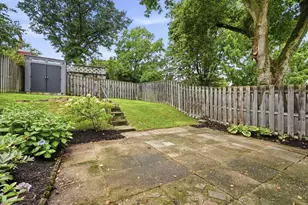 1011 Biltmore Ave, Pittsburgh, PA 15216 - Photo 29