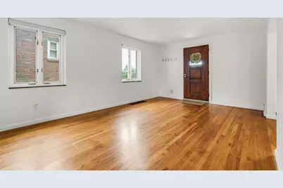 1011 Biltmore Avenue, Pittsburgh, PA 15216 - Photo 7