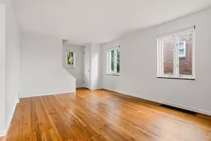 1011 Biltmore Ave, Pittsburgh, PA 15216 - Photo 9