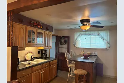 328 Nebraska Drive, Lower Burrell, PA 15068 - Photo 5