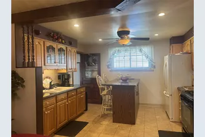 328 Nebraska Drive, Lower Burrell, PA 15068 - Photo 9