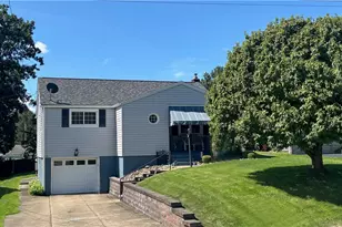 328 Nebraska Dr, Lower Burrell, PA 15068 - Photo 1