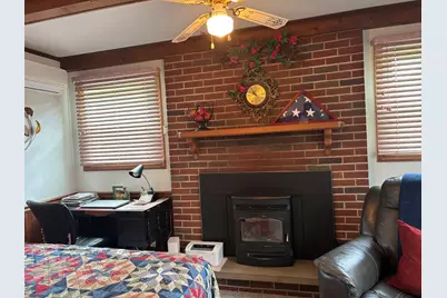 328 Nebraska Drive, Lower Burrell, PA 15068 - Photo 15