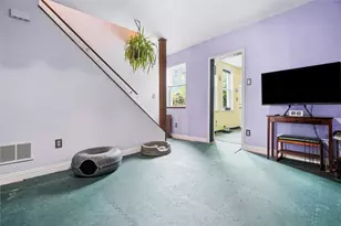 1920 Harcum Wy, Pittsburgh, PA 15203 - Photo 3